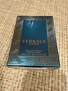 Versace Eros Eau de Parfum - Blue & Gold Box 100ml